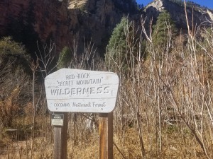 west-fork-hiking-trail-sedona-arizona